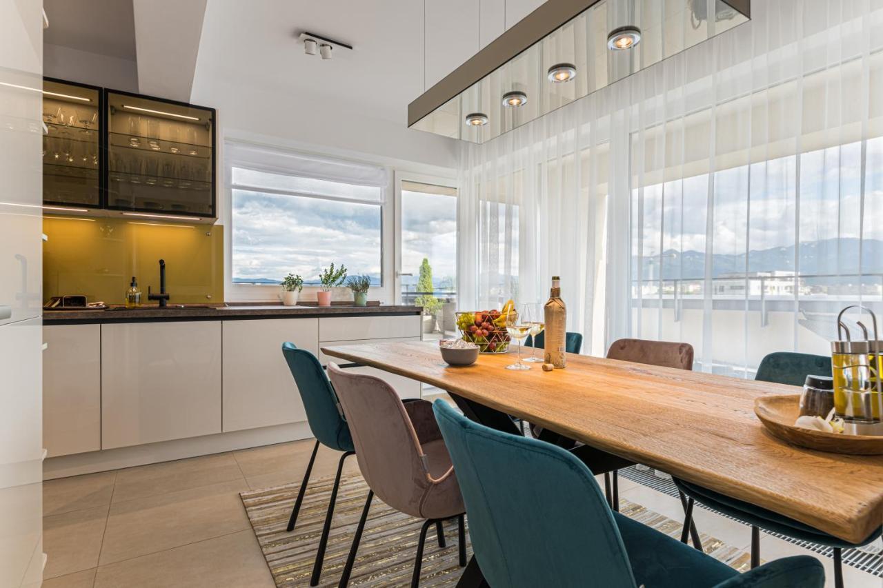 Mk Apartments Брашов Екстериор снимка
