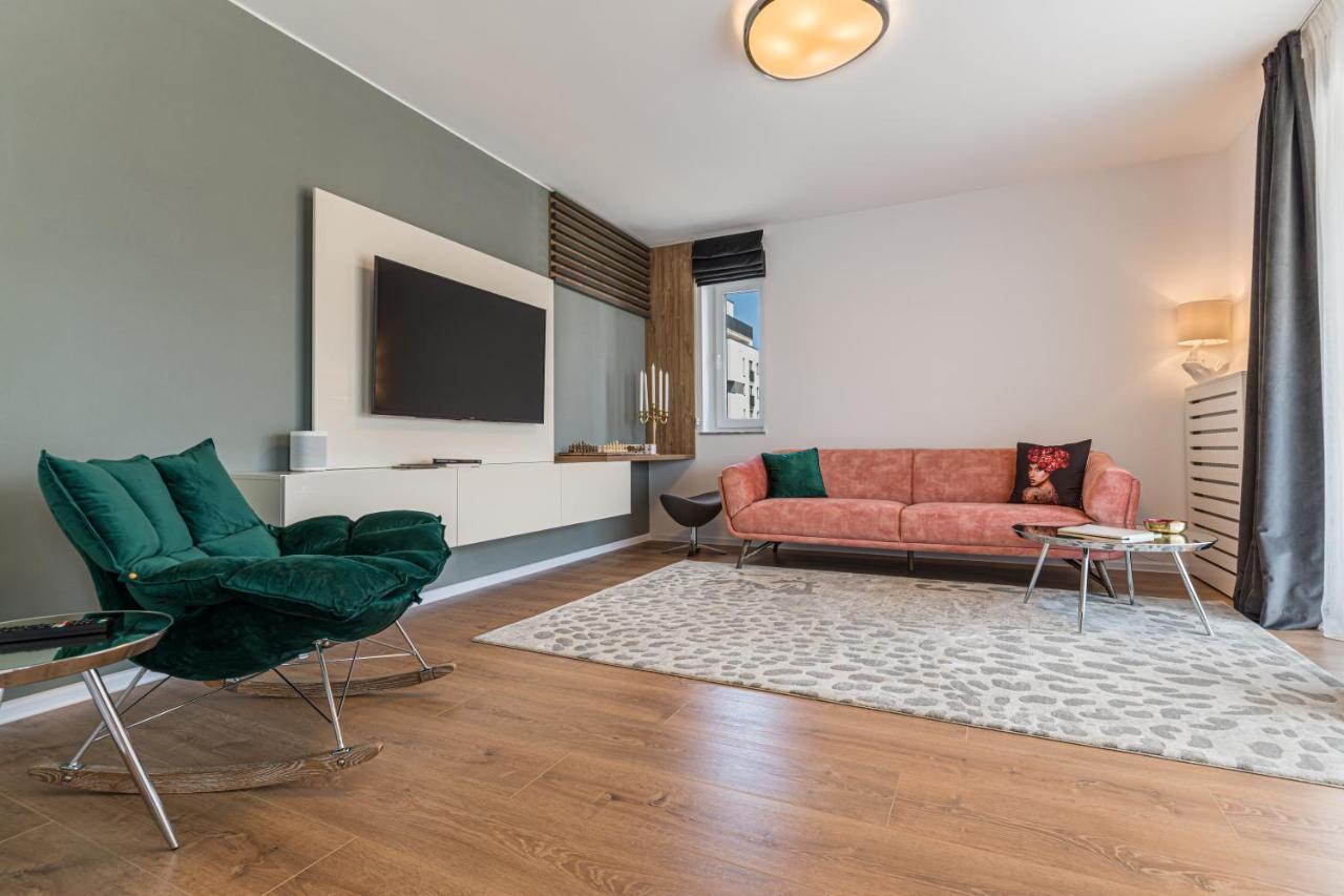 Mk Apartments Брашов Екстериор снимка
