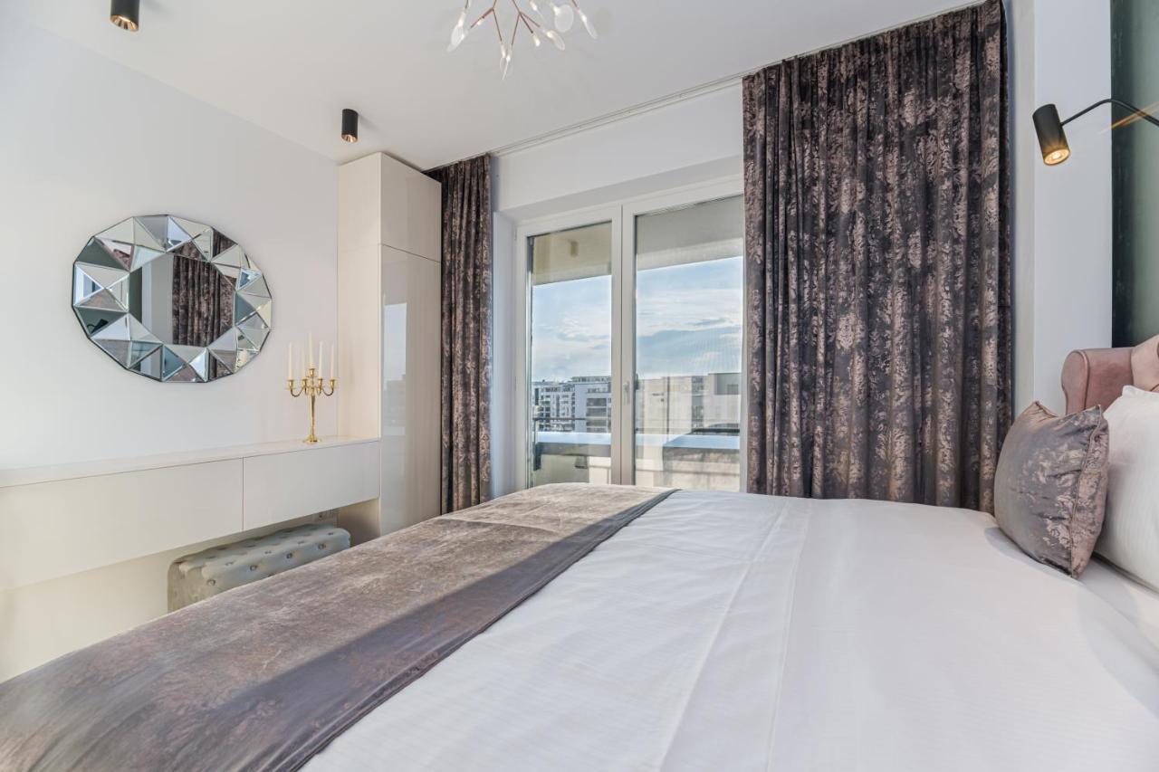 Mk Apartments Брашов Екстериор снимка