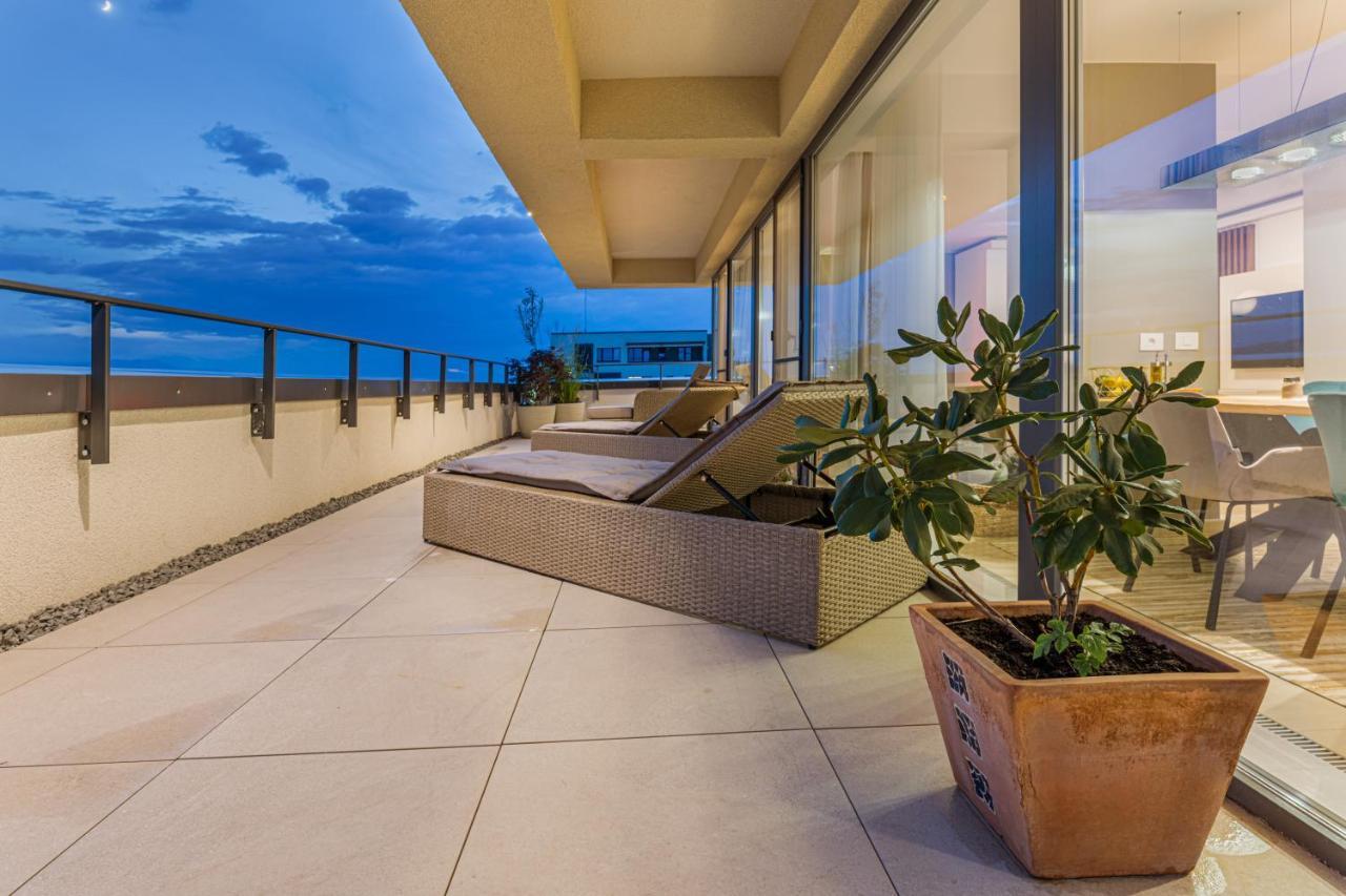 Mk Apartments Брашов Екстериор снимка
