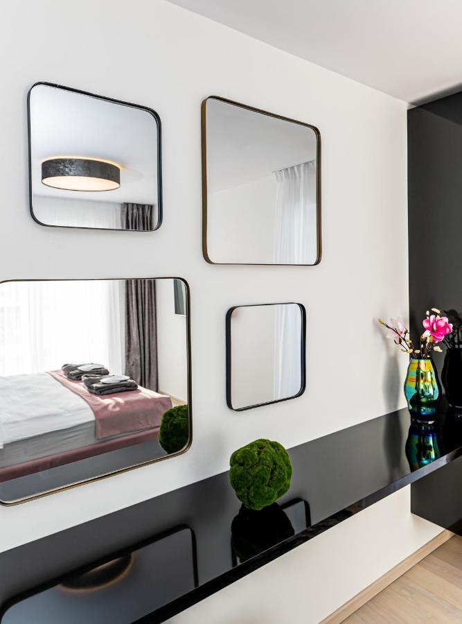 Mk Apartments Брашов Екстериор снимка