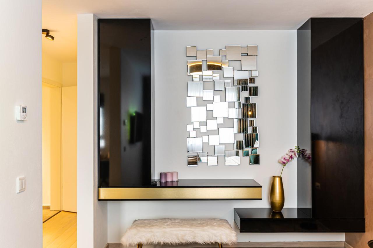 Mk Apartments Брашов Екстериор снимка