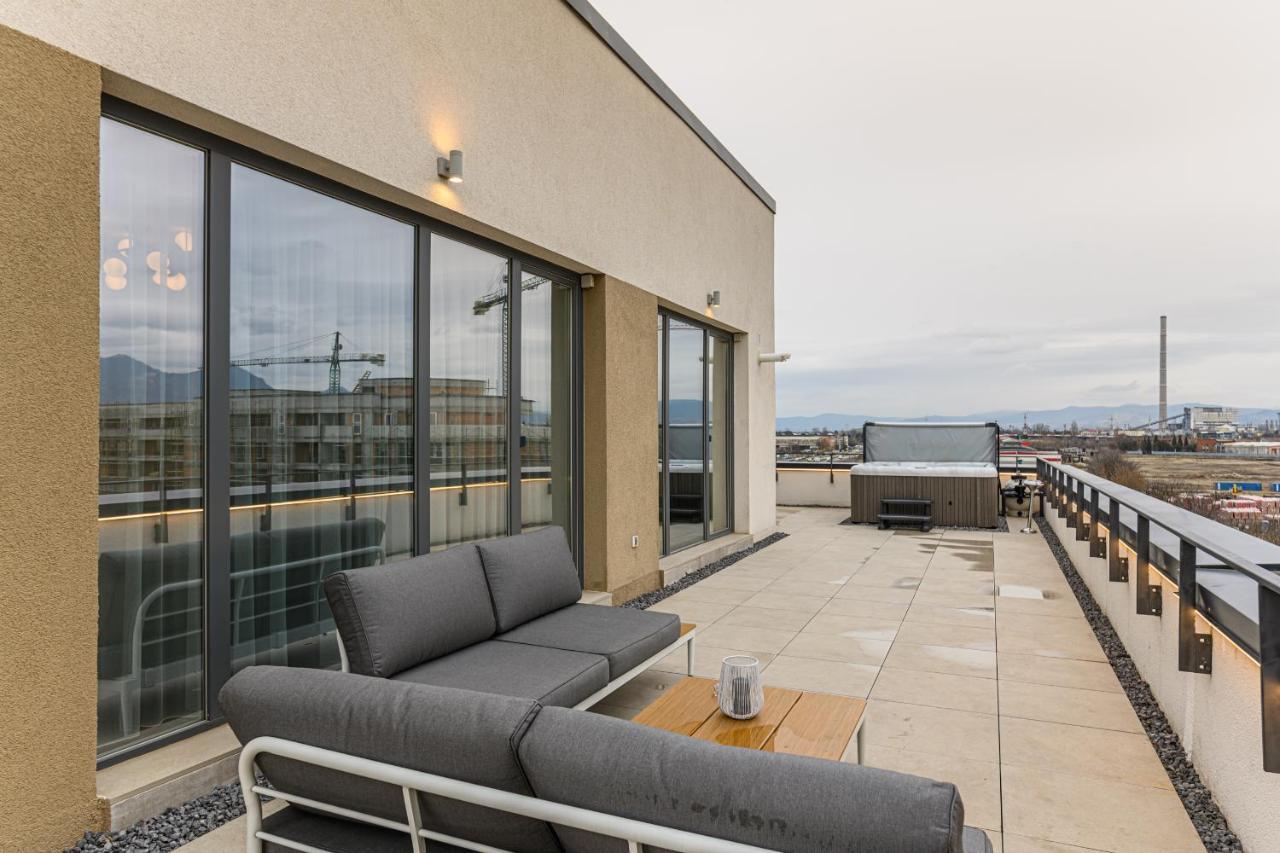Mk Apartments Брашов Екстериор снимка