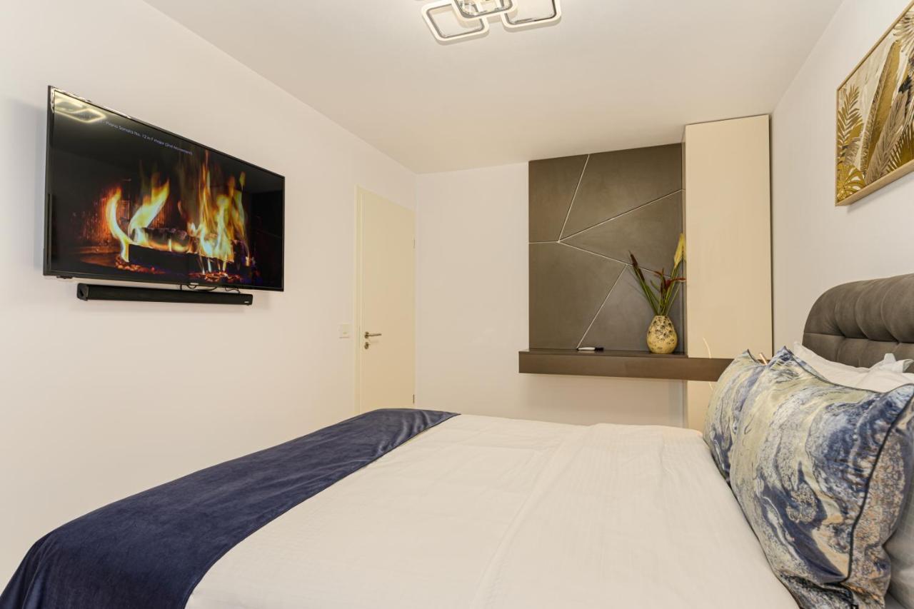 Mk Apartments Брашов Екстериор снимка